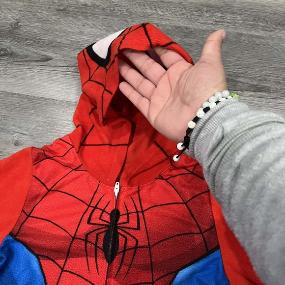 Marvel Red and Blue Superhero Costume for Kids - Picture 2 of 4